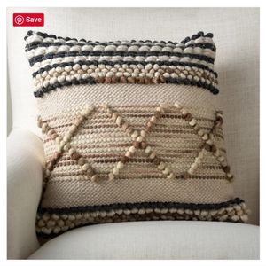 🆕 Textured Cream and Brown Accent Pillows (2)